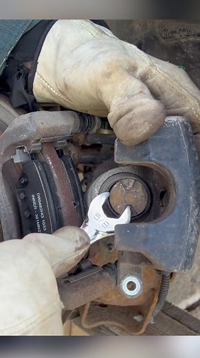 Caliper Compressing Hack for 2007 Chevy Cobalt