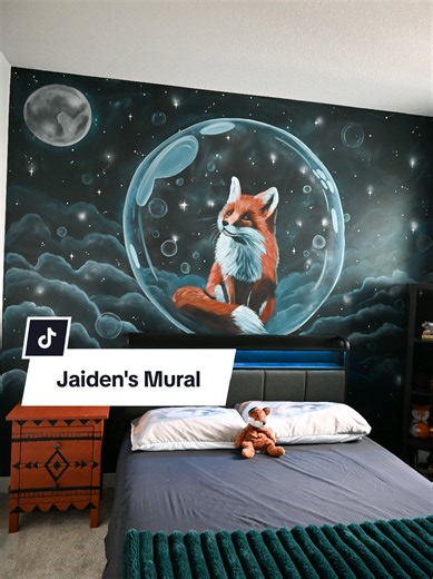 🦊 ✨ 🌕Jaiden's Mural 🌕✨🦊 A few months ago, we moved into our new home and one of the hardest parts about moving was the heartbreak the kids felt leaving their old murals behind. I made a promise to both my kids that I would paint a new mural for them with WHATEVER they wanted. I just adore their big imaginations! Here's Jaiden's Mural! . #FoxMural #Fox #Space #Mom #Murals