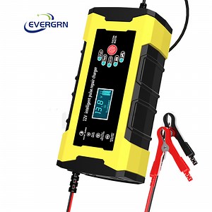 [Hot Item] 10A Portable Car Rechargeable Battery Charger 12V for Motorcycle