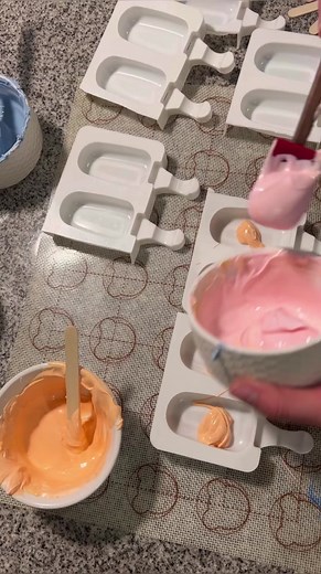 Delicious Pastel Cakesicle Tutorial with Chocolate Marble | RGVCakes