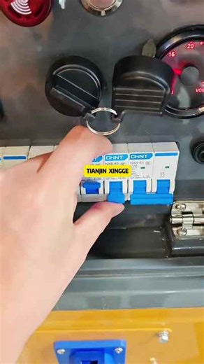 CE Certified Mobile Light Tower with Generator for Mining Operations