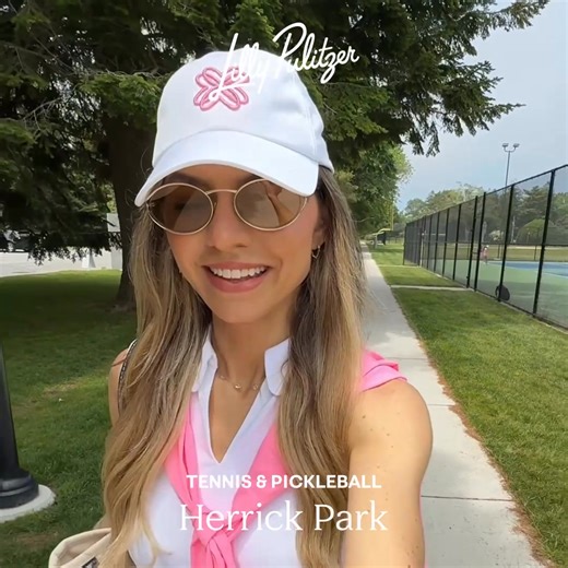 Fill your suitcase with fresh looks for a chic, coastal summer vacation & head to the Hamptons. | Lilly Pulitzer