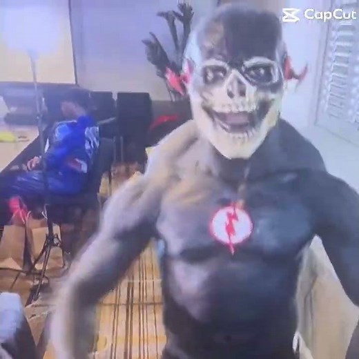 Dressing up as black flash is totally crazy