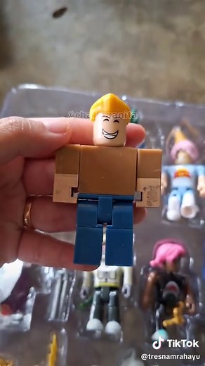 Mainan Figure Roblox: Favorit Anak-Anak