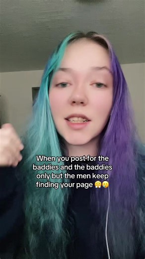 theres a few of yall on here that are chill but the rest?? GET OUTTAAAA HEREEEE 😤😂 (this is a joke dont come for me lmao) #forthegirls #viral #dyedhair #splitdye #valentinesday