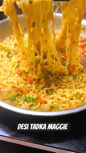 Desi Tadka Maggie|#maggierecipe #desifood #easyrecipes#eveningsnack #tadkamaggi#ytshorts#viralshorts