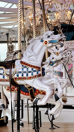 Sorry, Disneyland but the Looff Carousel was just made for us. 🥹 Did you know that Walt Disney actually tried to acquire the carousel for Disneyland? 🎠 Yep, it's just that magical! ✨ #SpokaneFamilyFun #TravelPNW #RiverfrontPark | Visit Spokane