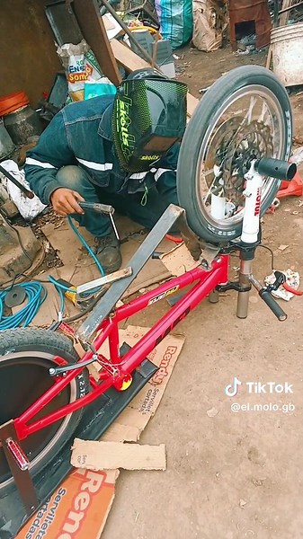 Tutorial: Cómo Armar una Gravity Bike con Luces