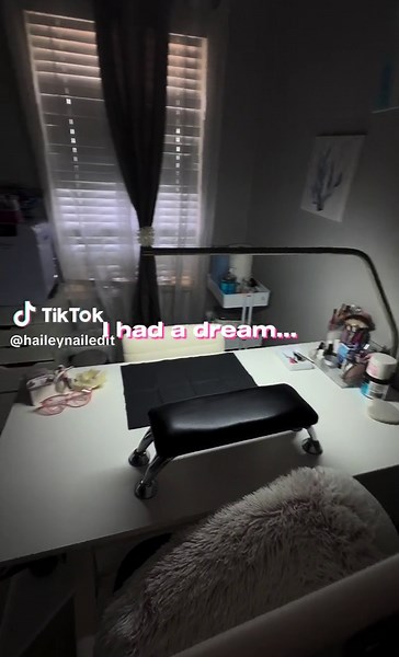 Dream Nail Room Transformation: Nail House Design & Setup