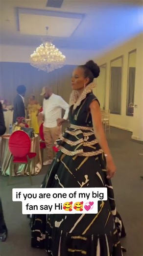 Once upon a time I used to love including speed and agility training in my workouts, until I just stopped!🤔 Chai! Today showed me flames.😫 But we’re back on the horse! Thoroughly enjoyed this session! Thank you my champ @nomeva_xolisani and my Sis @houseoftshegofatso.😊💪🏾❤️ #55loading♊️ #iconniectfit #mindbodyspiritmessages