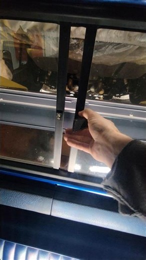 The Pass Through Rear Window on 70s Pickup Trucks