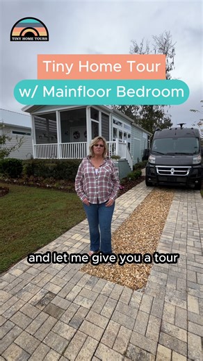 Tiny home with mainfloor bedroom Manufacturer/Model: Chariot Eagle Hawk Community: Lakeshore at Lake Andrew | Tiny Home Tours