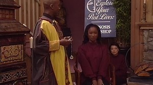 Living Single - S05 E11 - In Your Dreams (480p - HULU Web-DL)