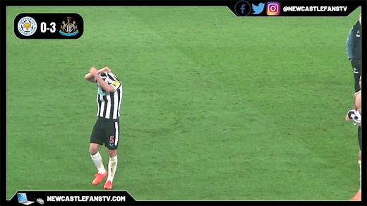 139K views · 10K reactions | Just sit back & enjoy two pure minutes of fans & players embracing one another. Full video. ⤵️ https://www.youtube.com/watch?v=5UK9uK7N-Go&t=129s | Newcastle Fans TV | Facebook