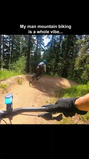 Some mountain biking happiness right there! 😆 #mtblife