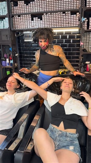 Restauración capilar * cabello saludable* venta de productos on Instagram: "Peluquera trucha Conchuda arregla pelo Cajeta de clienta. Malenas en este reel te muestro que todo se puede hacer en tu casa. Con la línea Sanbras. La rutina es diario o día por medio y de reposición de proteínas una vez por semana. Libre de formol, silicona, y parabenos. #peluquera #trucha #arreglando #pelo #tratamientocapilar"