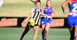 Hard to Shake GAA From Sarah Rowe As She Impresses At Collingwood | Balls.ie