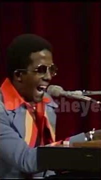 kool & the gang performing (Hollywood swinging )good music Good vibration