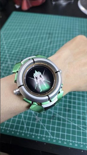 Ben 10: Alien Force The Omnitrix Life Size Replica #ben10 #omnitrix