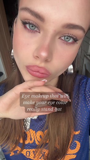 Enhance Your Eye Color with Creative Makeup Techniques