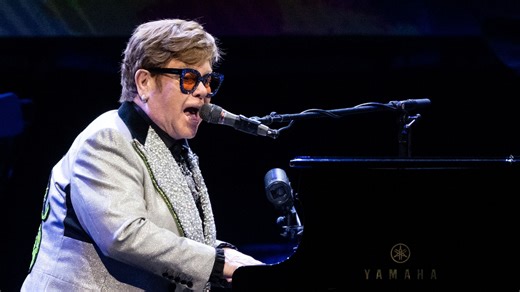 La nueva canción de Elton John con la que estuvo llorando 45 minutos