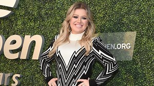 Kelly Clarkson's Talk Show Is Officially Happening