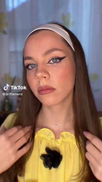 Gene ultra-negre, ultra-definite. WonderLash Ultra este o mascara de înaltă tehnologie 5-în-1, cu beneficii multiple, care îmbină un aspect de înaltă definiție cu un efect de ridicare superioară a genelor - fără să curgă, fără să se adune. #wonderlashultra #theonewonderlashultra #theonewonderlash #mascara #mascarahack #hdmascara #mascarahd #mascararoutine #rimel #rimelchallenge