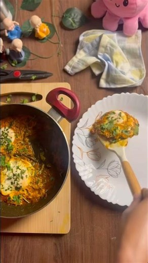 Egg Shakshuka-Easy and quick egg recipe #viral #food #ytshorts #youtubeshorts #yt #ytviral #recipe