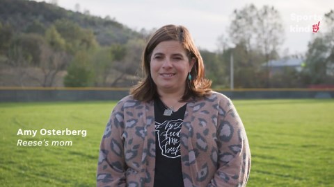 Girl gives away warehouse-worth of baseball cards
