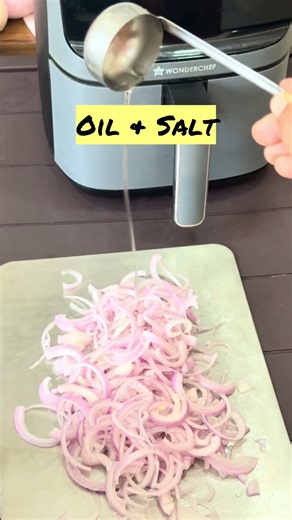 Air Fryer Brown Onions in Minutes! 🧅 No Standing at the Stove! #shorts #airfryer #barista