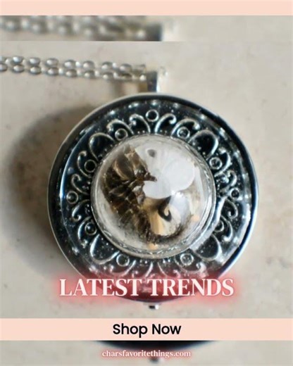 Seashell Music Box Locket in Silvertone