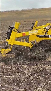TERRALAND TN - mounted subsoiler for deep tillage up to 65 centimetres