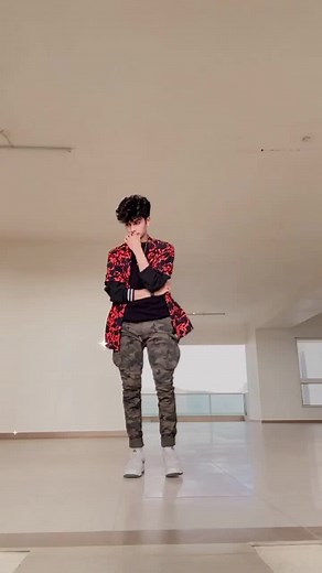 Fav_--_._.__teamlucky _luckydancer _btwitslucky #foryou #foryoupage #viralvideo #fypシ゚ #luckydancer5454