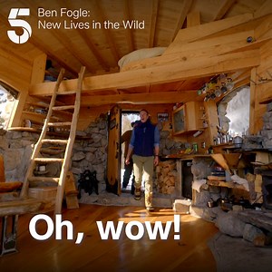 “It’s like a masterpiece” 🏂 It took 7 years for Mike to build his dream home in Sierra Nevada. Looks like it's Ben’s new dream too… 📺 Ben Fogle: New Lives in the Wild | Channel 5