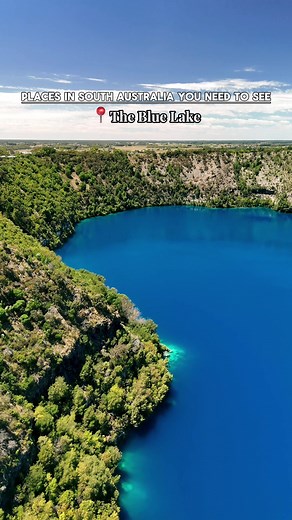 Discover the Stunning Blue Lake of Mount Gambier