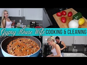 GYPSY FAMILY RECIPE | QUICK EASY & DELICIOUS PASTA WITH MEAT SAUCE | GYPSY COOKING & CLEANING