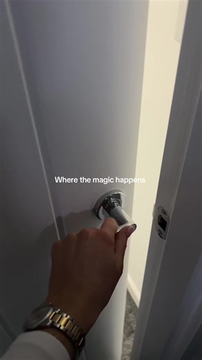 aliceinartistry (@aliceinartistry)’s video of Magic In The Air