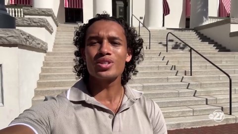 Florida artists with developmental disabilities showcase their work at the State Capitol art show