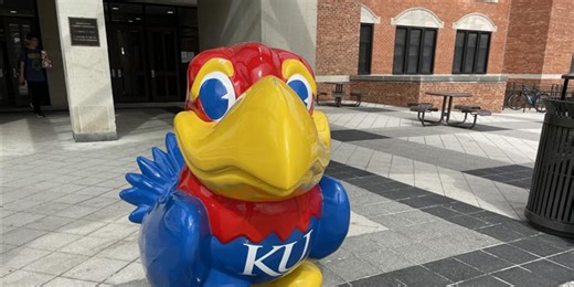 Move-in day: University of Kansas students converge onto Lawrence