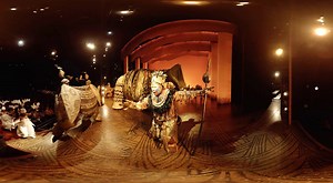 The "Circle of Life" in 360° keeps great and small on the endless round. | Disney