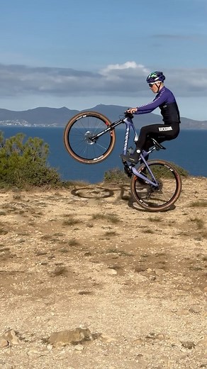 @thibaut__francois and his Lux Trail getting ready for this season☀️ #MyCanyon #CLLCTV #CanyonLuxTrail #Bike #XC #MTB | Canyon Cllctv