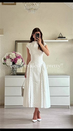 Never forget that dressing modestly can still be cute! Live up to your dignity! #dignity #style #outfits