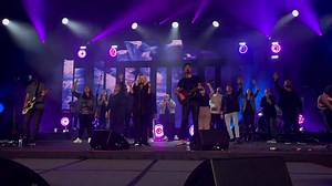 Thursday night I shared the stage with my friend Brandon Lake at Experience Conference. The room was full of worship pastors, worship leaders and church creative directors. Many weary, overwhelmed, and exhausted hearts...some ready to walk away from the ministry. These are hard days. But as my pastor Henry Seeley always says, “praise precedes the miracle”. And as we worshipped, not because it was our job, but our privilege, something broke and hope filled the air. Something happens when you thro