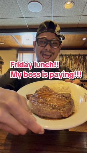 *NEW SERIES* Friday lunch! My boss is paying!! Today we got @Longhorn Steakhouse Outlaw Ribeye with Mash Patatoes #longhorns #ribeye #steakhouse #fridaylunch #lunch