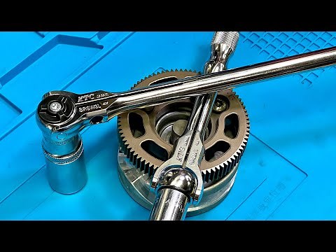 Best ROTO Ratchet You Can Buy - KYOTO TOOL (KTC) 3/8” Long Swivel Ratchet - BRSW3L