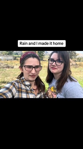 @Rain Brown and i made it back from Seattle #birdbrown #bird #rainbrown #rain #sisters #AlaskanBushPeople #discovery #alaskapeople #rainbrown #BamBamBrown | Alaska Bush People News