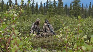 554K views · 25K reactions | En montana Jake regresa al juego, quedan solo dos horas para el ocaso y debe actuar pronto antes de que lo cubra por completo la penumbra.  Todo esto y más en tu pantalla de History #HombresDeMontaña | HISTORY | Facebook