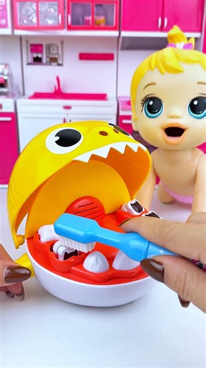ASMR Unboxing Minnie Mouse & Shark Bath Toy |Satisfying Toy Sound with Selena Toys