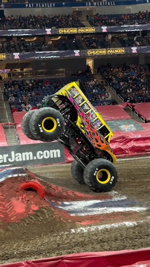 Monster Truck’s First EVER FRONT FLIP-You Won’t Believe It!#shortvideo
