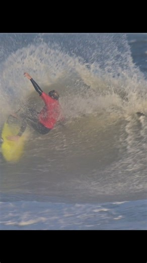 Cruz Dinofa at the 2025 NSSA Northeast Region High School Championships in Harvey Cedars, New Jersey, USA (October 19, 2025) Title: Upon Your Chair Artist: Golden Braid Productions IG: @scottmichaelmiller_photography Cruz Dinofa Billabong #surf #beach #Billabong | Scott Michael Miller Photography